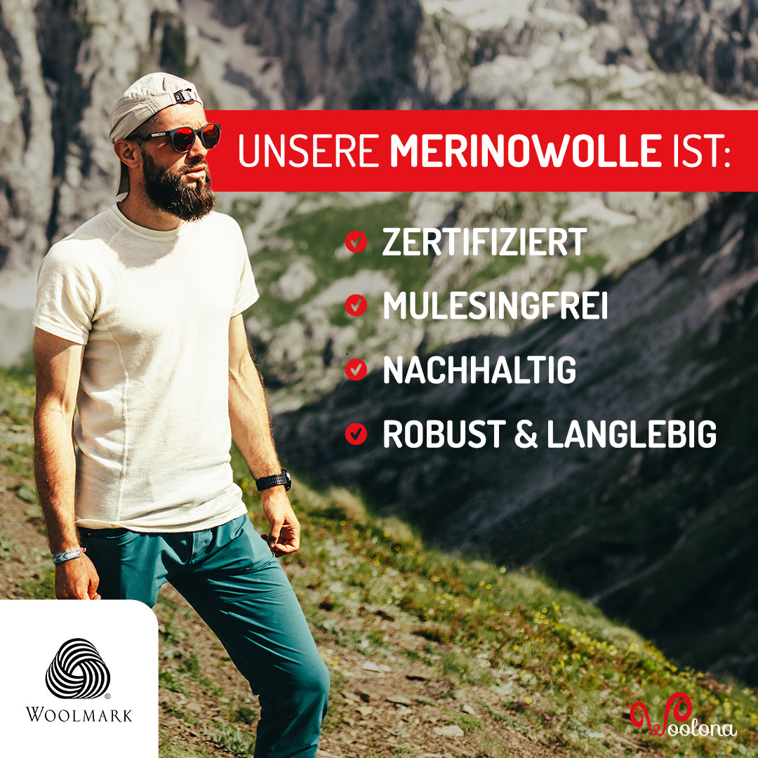 Wanderer in einem zertifiziert mulesingfreien Merino-T-Shirt.
