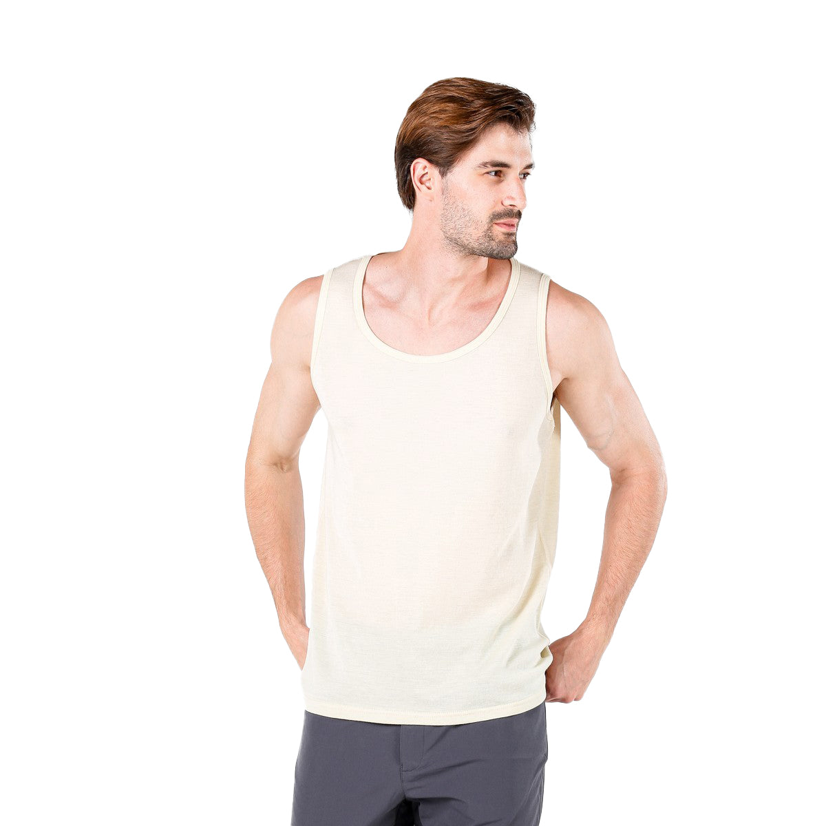 Herr in Tanktop aus 100% Merinowolle
