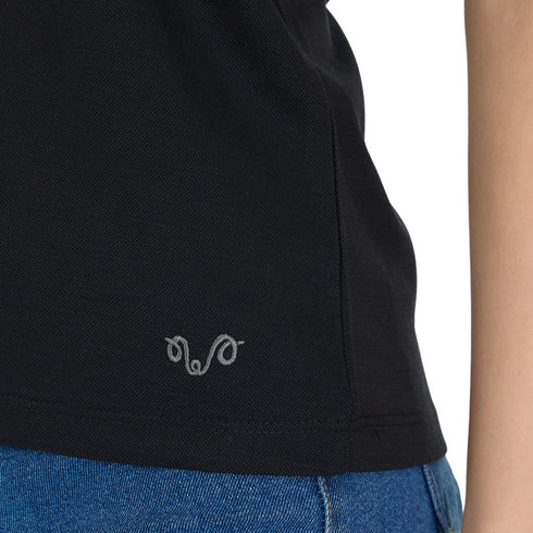 Poloshirt im Pique Style aus Merinowolle mit grauem Woolona Logo