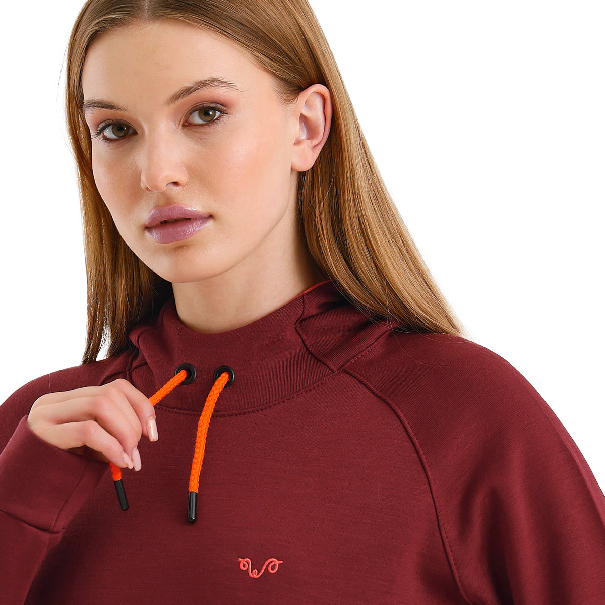 Damen Merino-Kapuzenpulli in Bordeaux Rot.