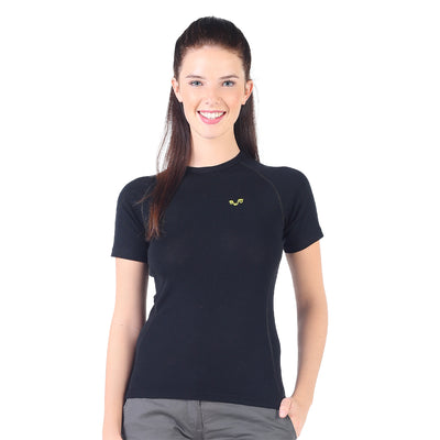 Kurzes Shirt in schwarz und gelben Logo
