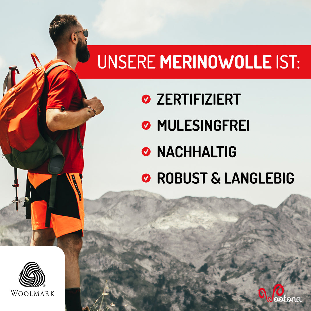 Wanderer in rotem Merino T-Shirt aus zertifizierter Merinowolle