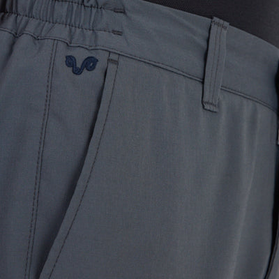 Herren Chino Hose in grau mit blauem Logo von Woolona.